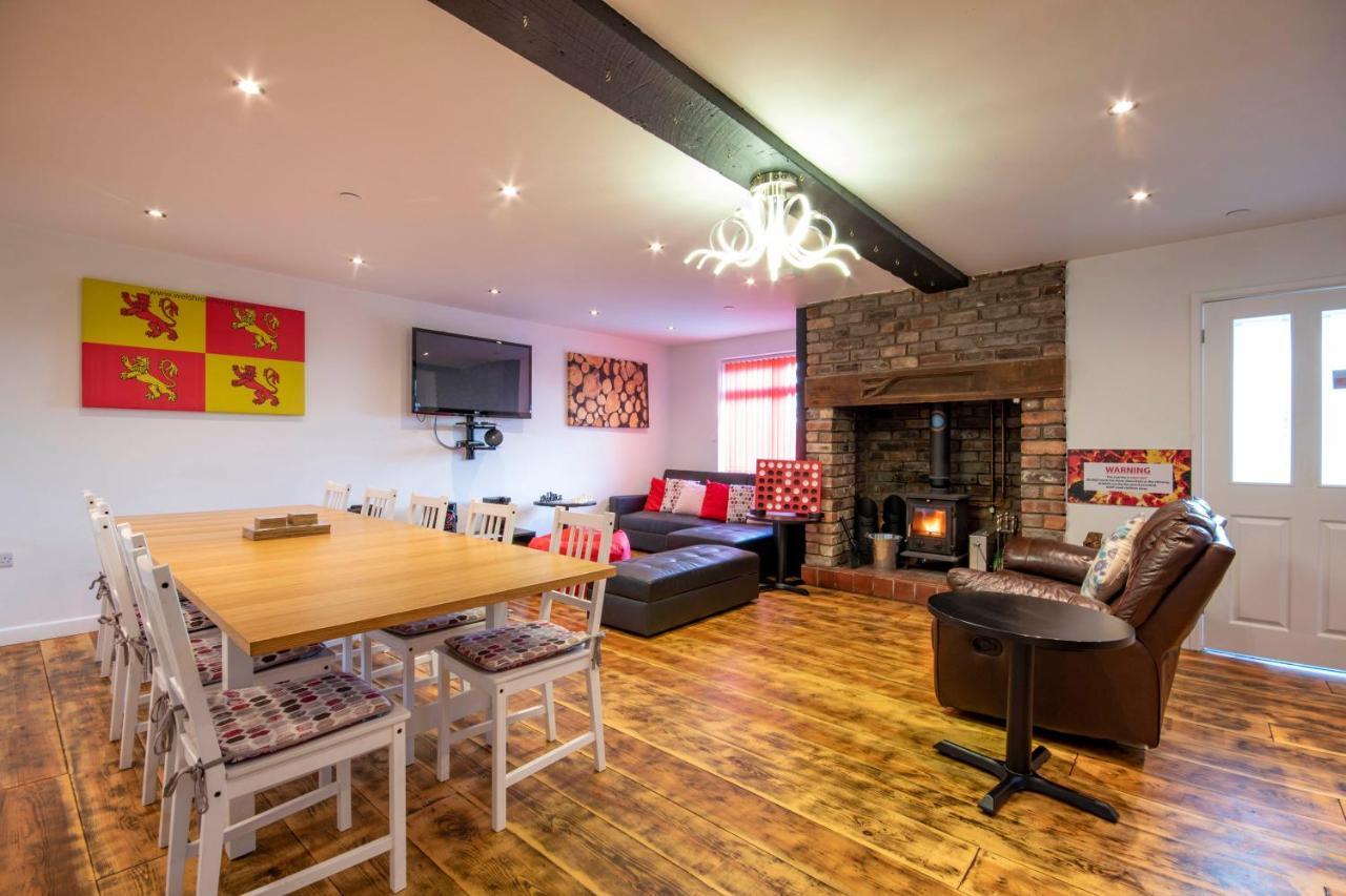Welsh Row House Daire Llandegla Dış mekan fotoğraf